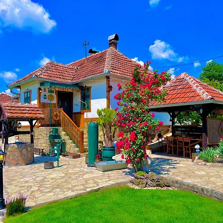 Etno Selo Stanojevic Maison d'hôtes
